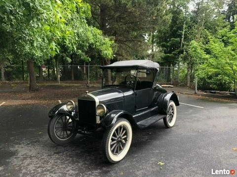 Ford T 1927, noire comme beaucoup