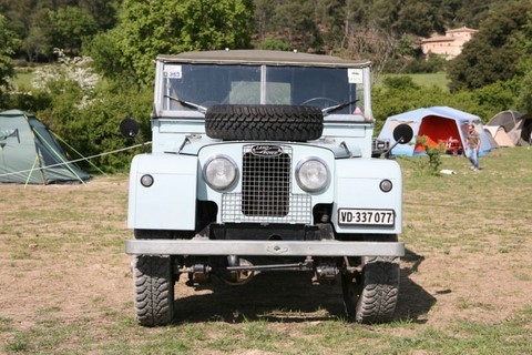 Le Série 1 se reconnait facilement par sa calendre