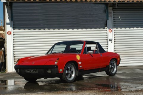 Porsche préparé pour le rallye de régularité