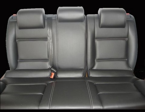 Banquette Arrière en cuir rénovée
